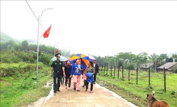 Báo ảnh dân tộc và miền núi