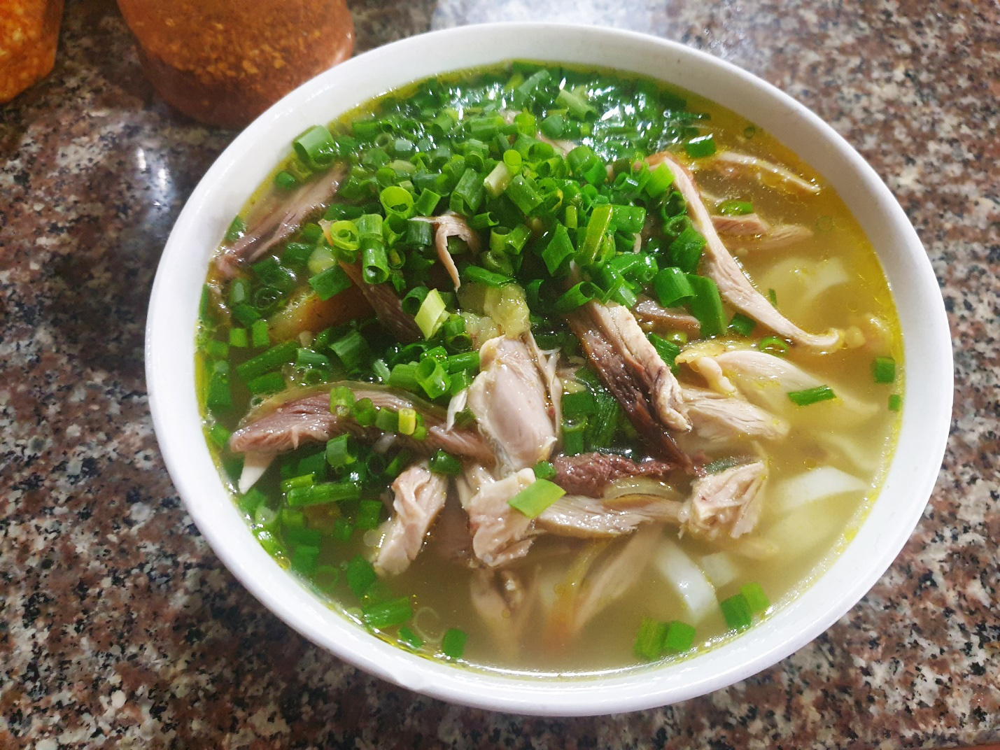 5 đặc sản không thể bỏ qua khi ghé Hà Giang mùa hoa tam giác mạch - Ảnh 2.
