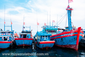 Lung lay niềm tin “tàu 67”