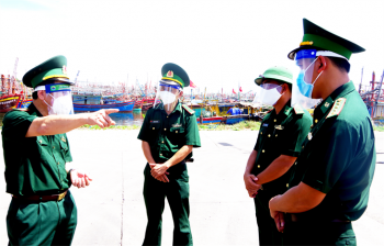 Vùng biên, dưới biển căng sức chống dịch