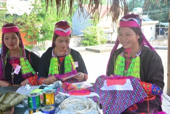 Đến Tiên Yên đi Chợ phiên Hà Lâu