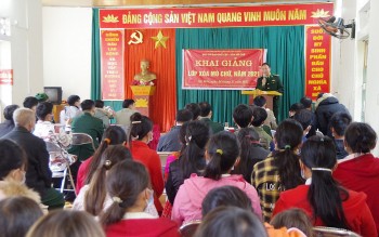 dong bao vung cao bien gioi son la tham gia lop hoc xoa mu chu