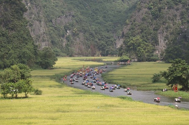 Ninh Binh - Ve dep hoang so nhu vien ngoc quy cua thien nhien hinh anh 2