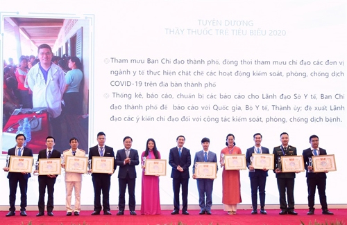 Hơn 4 triệu lượt người tại các xã biên giới được khám bệnh và cấp phát thuốc miễn phí