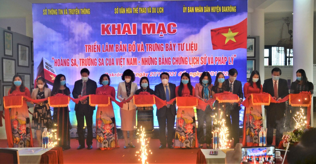 Triển lãm về các tư liệu bản đồ, văn bản, hình ảnh về chủ quyền biển đảo của Việt Nam
