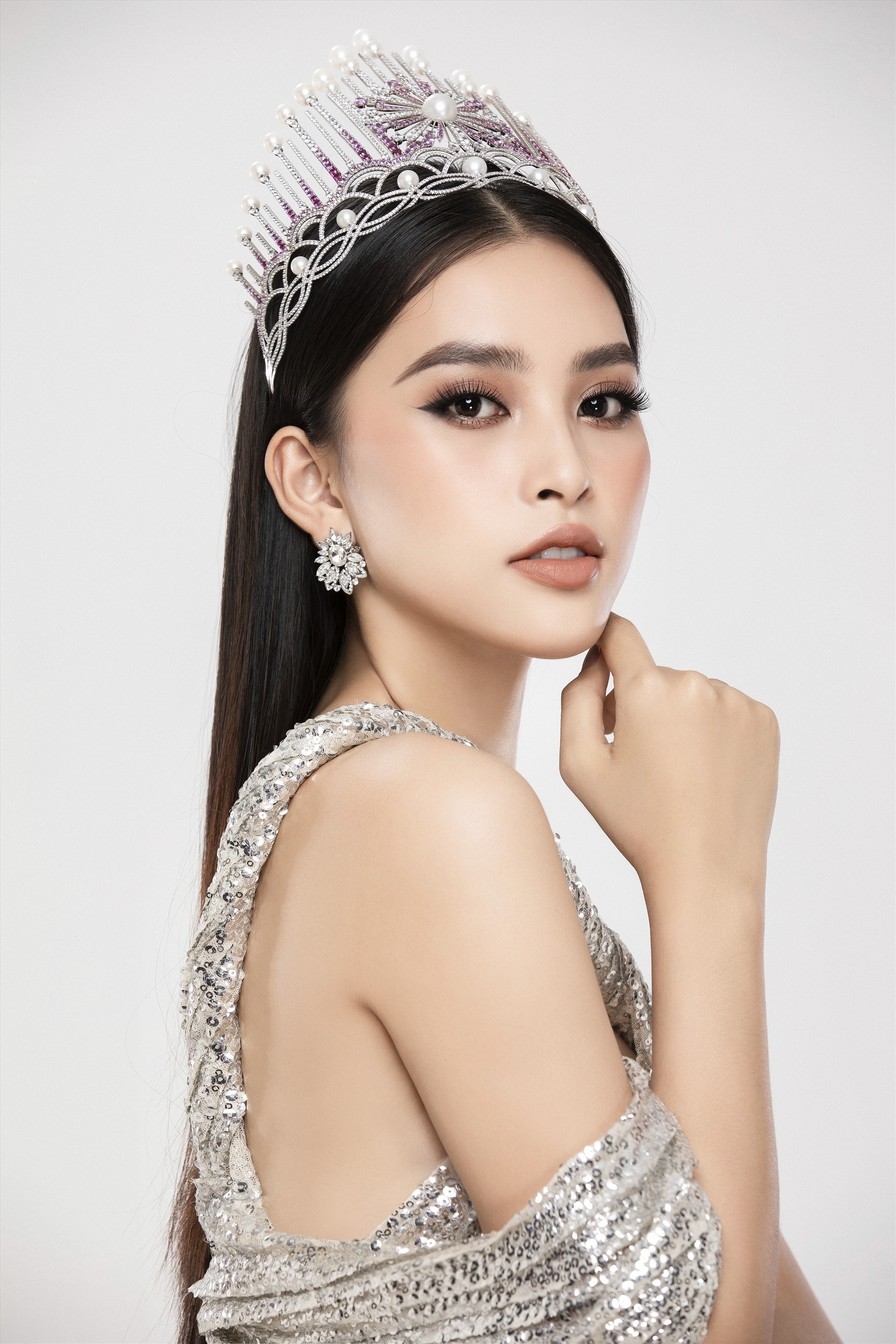doi hinh nguoi dep chinh chien quoc te neu hoa hau viet nam 2020 lo hen