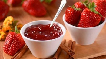 Tết 2024: Hướng dẫn làm mứt dâu tây siêu ngon