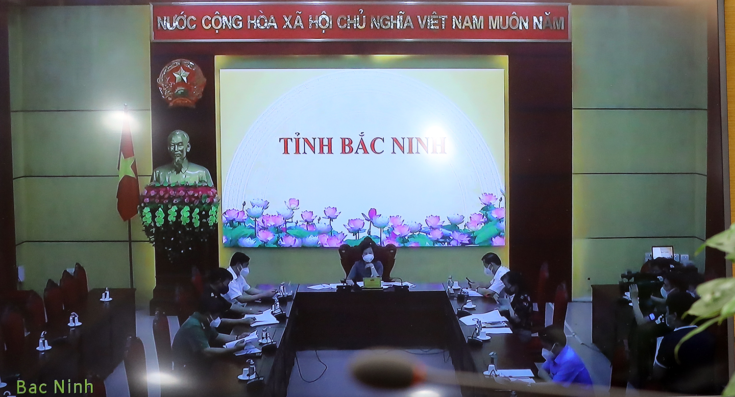 Phó Thủ tướng Vũ Đức Đam: ‘Không được có suy nghĩ dịch chỉ ở trong KCN’