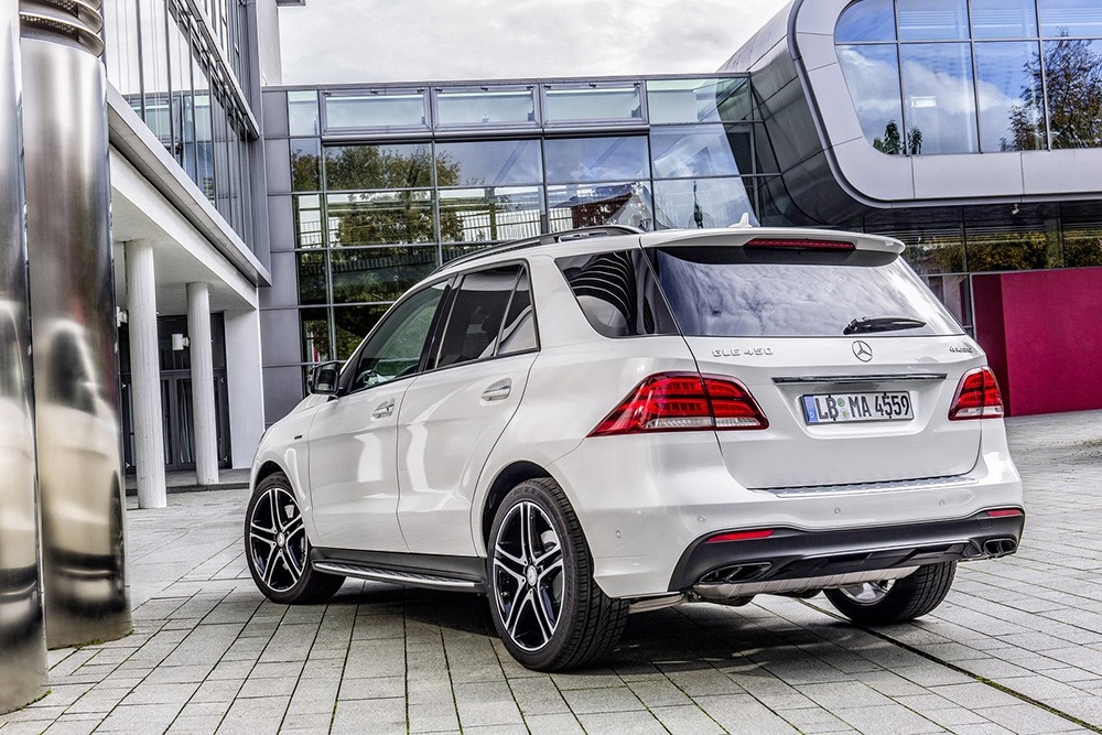 soi mercedes benz gle 450 top 10 dong co tot nhat the gioi