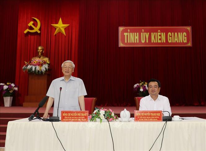hinh anh tong bi thu chu tich nuoc tham lam viec tai tinh kien giang