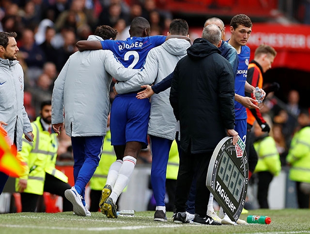 ket qua ty so tran mu vs chelsea chia diem vi sai lam cua de gea