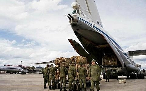 su that quan doi chuyen gia quan su nga o venezuela