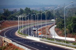 Chủ tịch Quốc hội thông tin về cao tốc Bắc - Nam