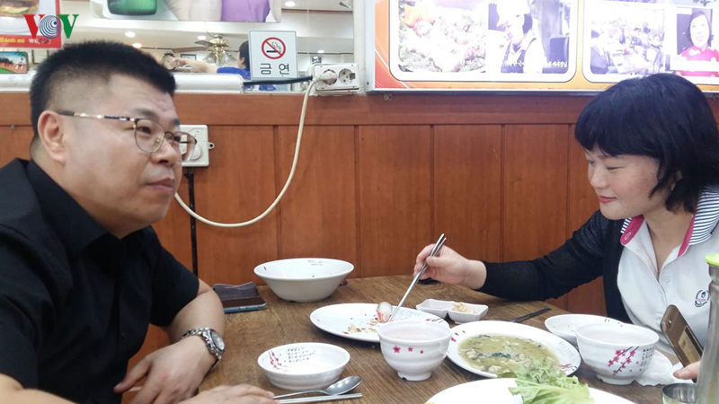 ba chu 3 nha hang viet o xu kim chi khoi nghiep tu noi nho nha