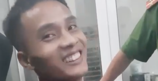 Tin tức pháp luật nóng nhất hôm nay Clip Triệu Quân Sự thản nhiên cười nói khi bị bắt tin tuc phap luat nong nhat hom nay clip trieu quan su than nhien cuoi noi khi bi bat