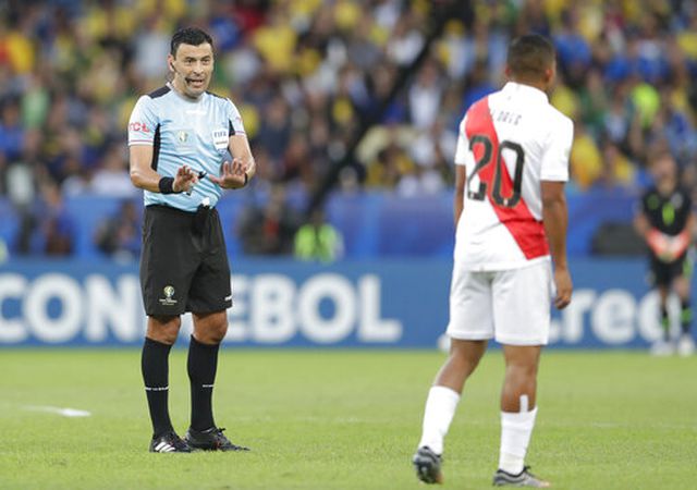 Hạ gục Peru đúng như tuyên bố của Messi, Brazil vô địch Copa America