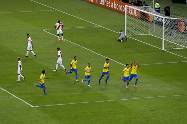 Hạ gục Peru đúng như tuyên bố của Messi, Brazil vô địch Copa America