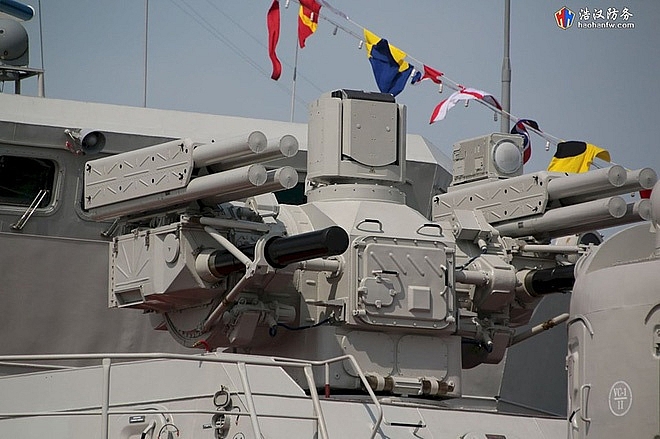 tau ho ve ten lua quang trung loai tau chien co kha nang tang hinh