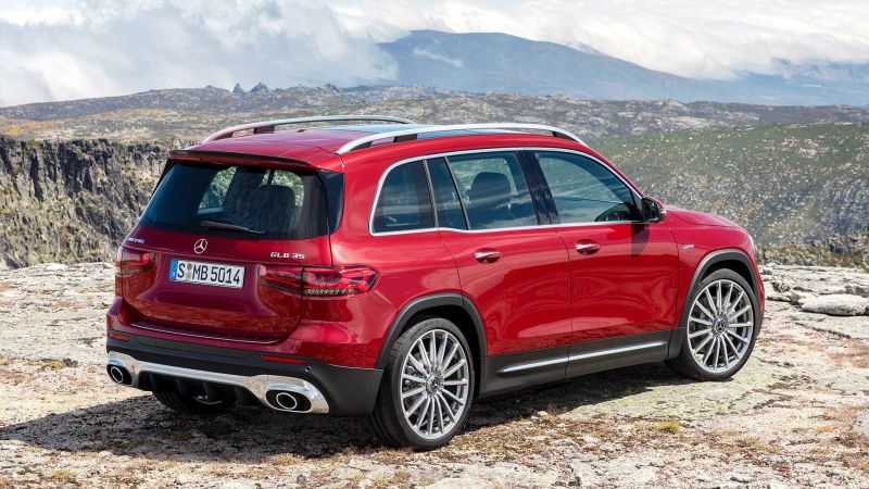 Xe sang Mercedes GLB vừa ra mắt khiến đối thủ "lạnh gáy" xe sang mercedes glb vua ra mat khien doi thu lanh gay