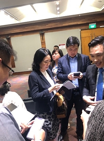 moi nguoi viet khoi nghiep o singapore
