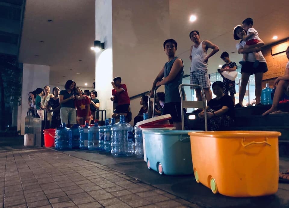 Nước sạch sông Đà: Xin lỗi kiểu "dấu treo", "thông cáo"