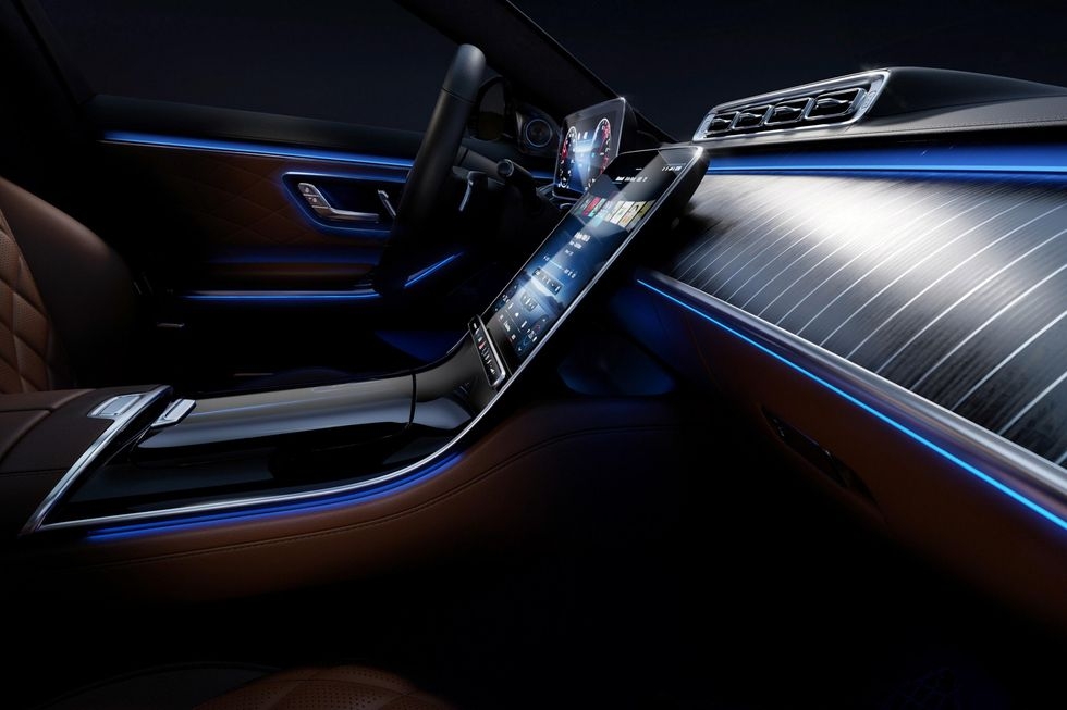 Mercedes-Benz S-Class 2021 lộ nội thất 'du thuyền'