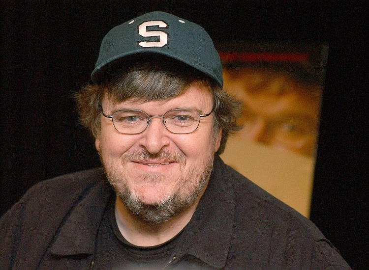 nha tien tri michael moore kich ban 2016 se lap lai trump se lai dac cu
