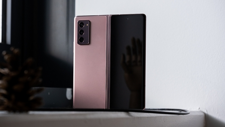 samsung galaxy z fold 2 uu va nhuoc diem 5