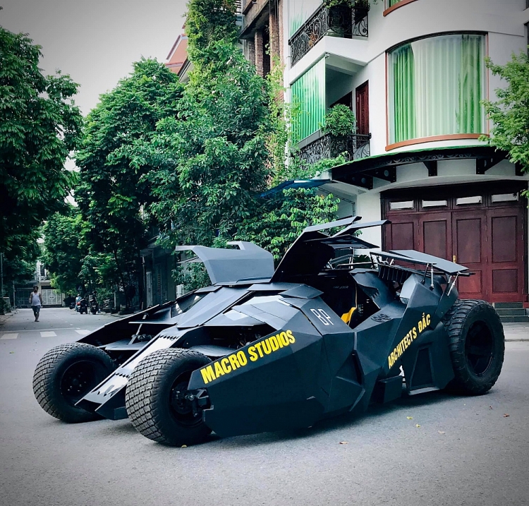 sinh vien ha noi gay sot voi xe batman tu che 500 trieu dong 2