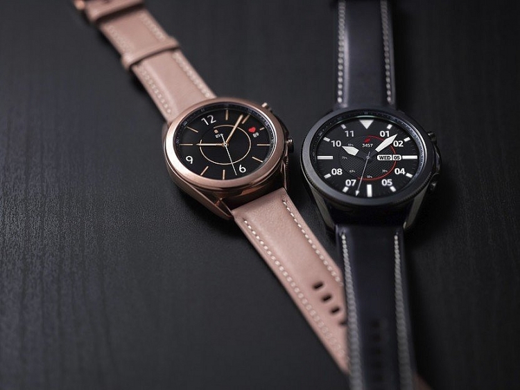 samsung galaxy watch 3 so voi apple watch series 6 nen mua thiet bi nao 3