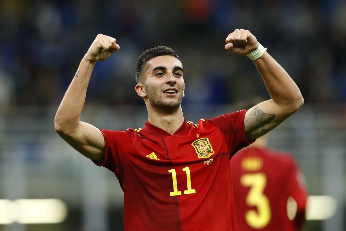 Barcelona chiêu mộ thành công Ferran Torres từ Man City