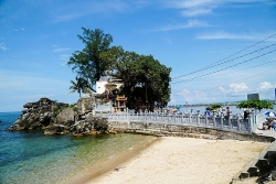 du lich thang 3 ve ly son mua toi bien xanh nang vang