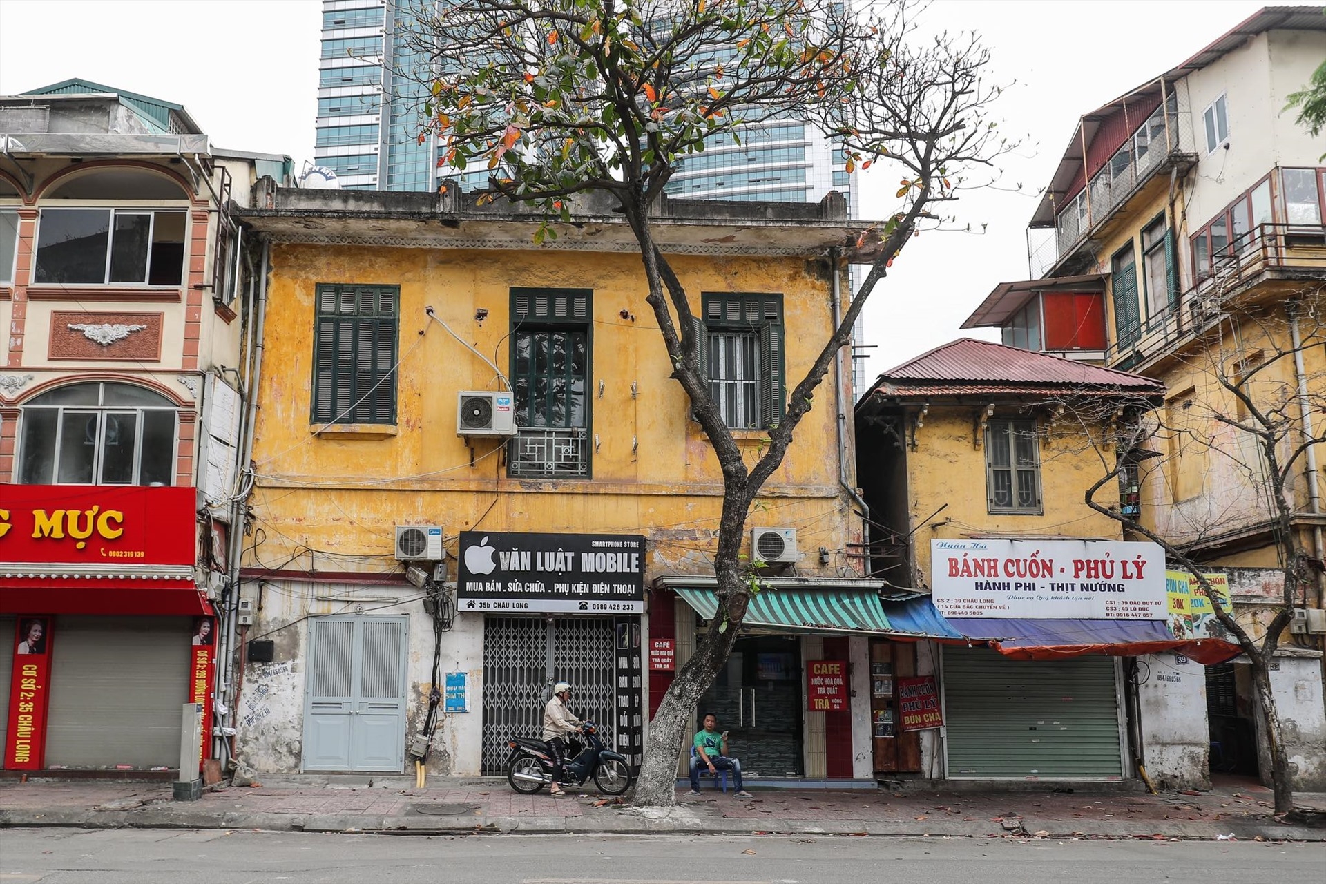duong pho ha noi vang lang trong mua dich covid 19