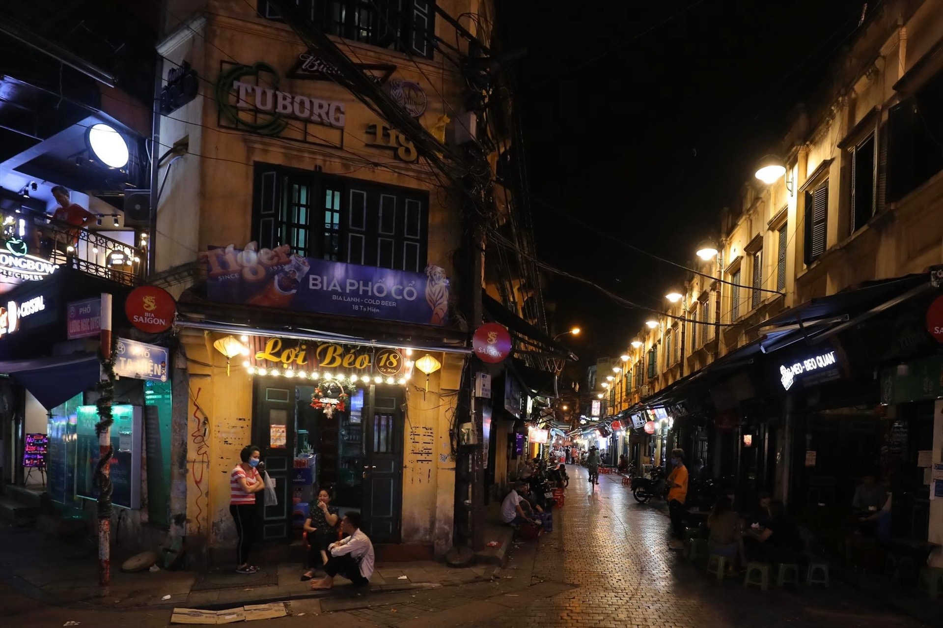 duong pho ha noi vang lang trong mua dich covid 19
