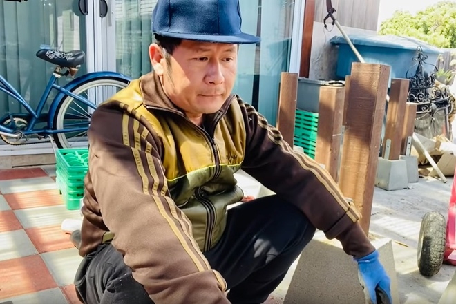 sao viet o nuoc ngoai tron dich bang kieu lam tho moc ngoc quyen co thu trong nha