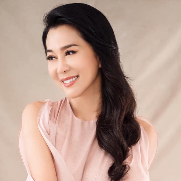sao viet o nuoc ngoai tron dich bang kieu lam tho moc ngoc quyen co thu trong nha