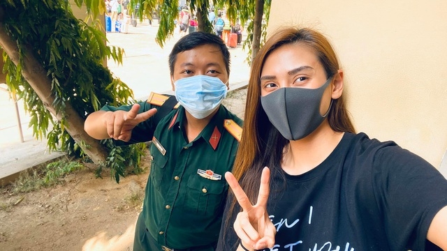 thuy tien phat gao mien phi cho nguoi ngheo vo hoang yen het thoi han cach ly tap trung