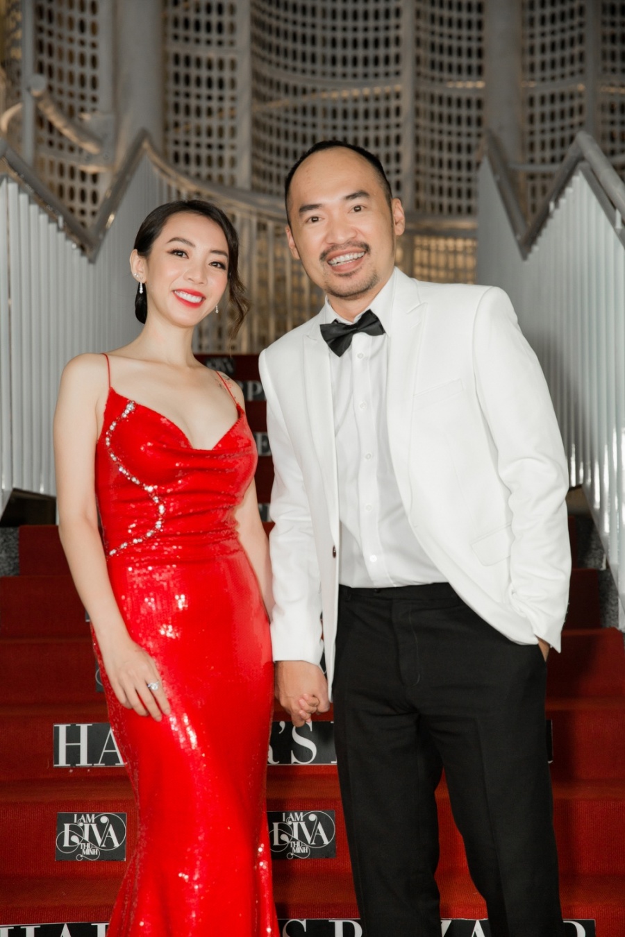 vi sao thu trang tien luat van hanh phuc sau 10 nam gop gao thoi com chung