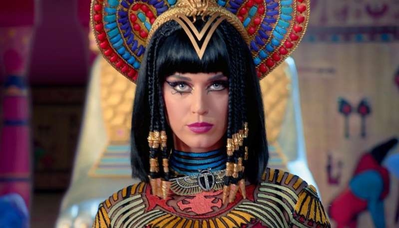 katy perry thang vu kien ban quyen dark horse