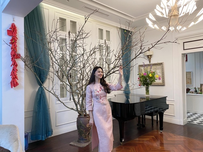 Cuộc sống viên mãn của các hoa hậu, á hậu 9X sau khi "theo chồng về dinh" cuoc song vien man cua cac hoa hau a hau 9x sau khi theo chong ve dinh