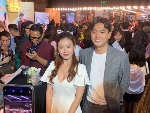 Những sao Việt đang vướng nghi án bí mật hẹn hò nhung sao viet dang vuong nghi an bi mat hen ho