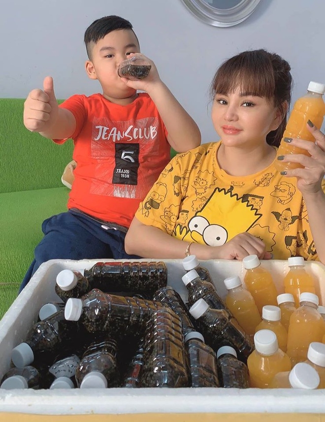 nghe si viet chuyen nghe kiem them tien xoay so trong mua dich
