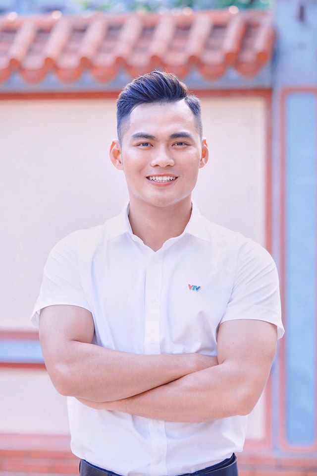 ngoai hinh soai ca cua cac nam btv dai truyen hinh vtv