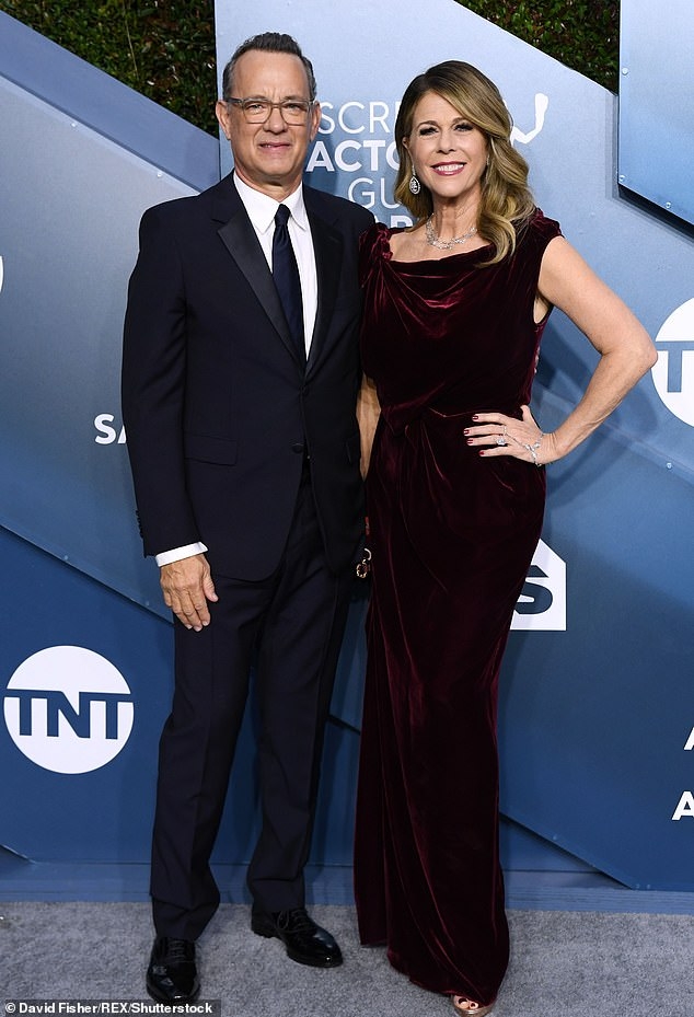 tom hanks ke lai qua trinh dieu tri covid 19 josh brolin xin loi vi khong cach ly