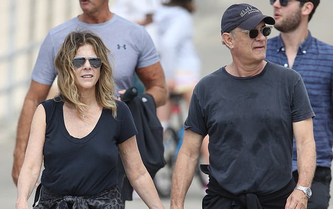 tom hanks ke lai qua trinh dieu tri covid 19 josh brolin xin loi vi khong cach ly