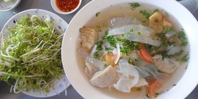 den nha trang ngam bien xanh cat trang va thuong thuc nhieu dac san