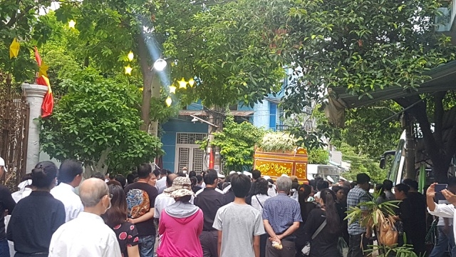 tien dua nhac si vu duc sao bien ve noi an nghi