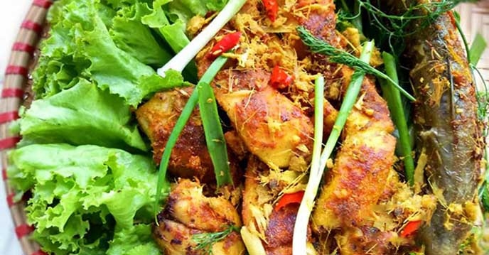 ve nam du tam bien va thuong thuc hai san ngon quen loi ve