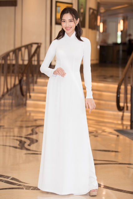 Ý nghĩa đằng sau việc dàn người đẹp diện áo dài trắng tại họp báo Hoa hậu Việt Nam 2020 y nghia dang sau viec dan nguoi dep dien ao dai trang tai hop bao hoa hau viet nam 2020