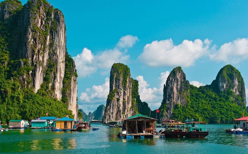 quang ninh mien phi ve tham quan vinh ha long va mot so diem du lich
